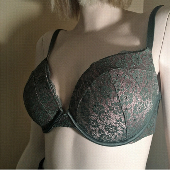 Victoria's Secret Dream Angels Bra Padded Push Up Lace Rhinestones Underwired - Picture 1 of 11